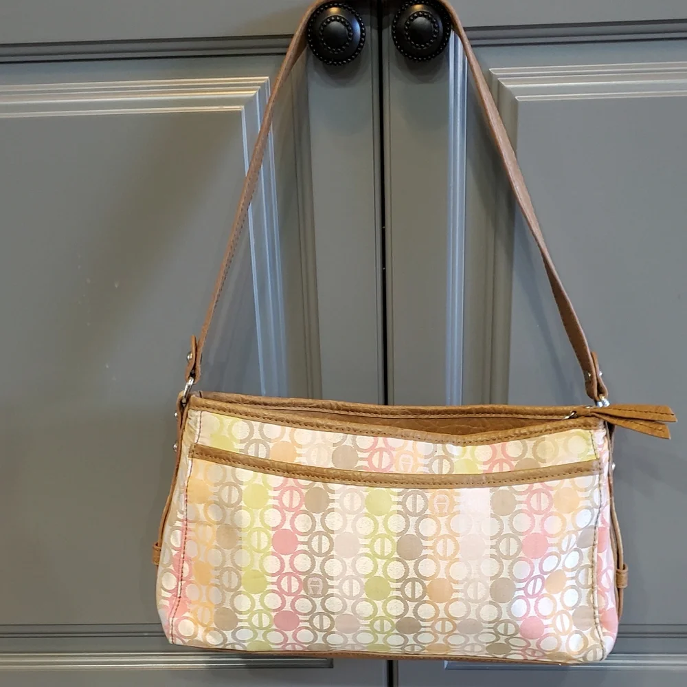 Etienne Aigner Shoulder Purse⚜️🤎⚜️ - Picture 2 of 10
